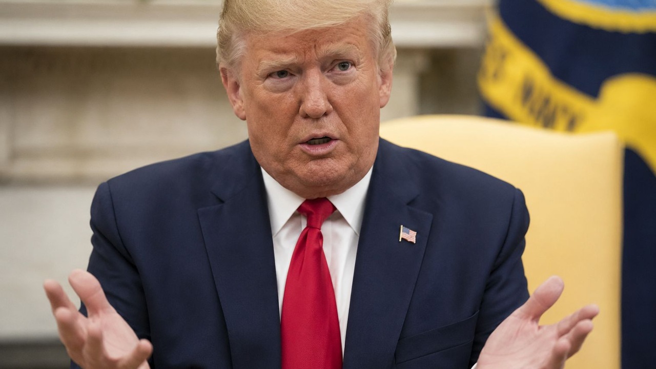 Трамп объяснил отказ передавать иранский уран России и Китаю