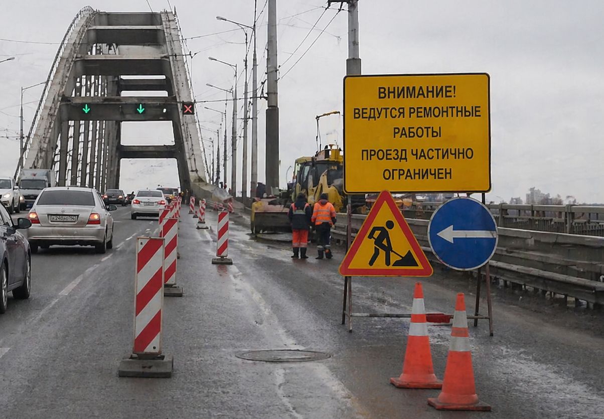 Движение на Октябрьском мосту будет частично ограничено из-за планового ремонта
